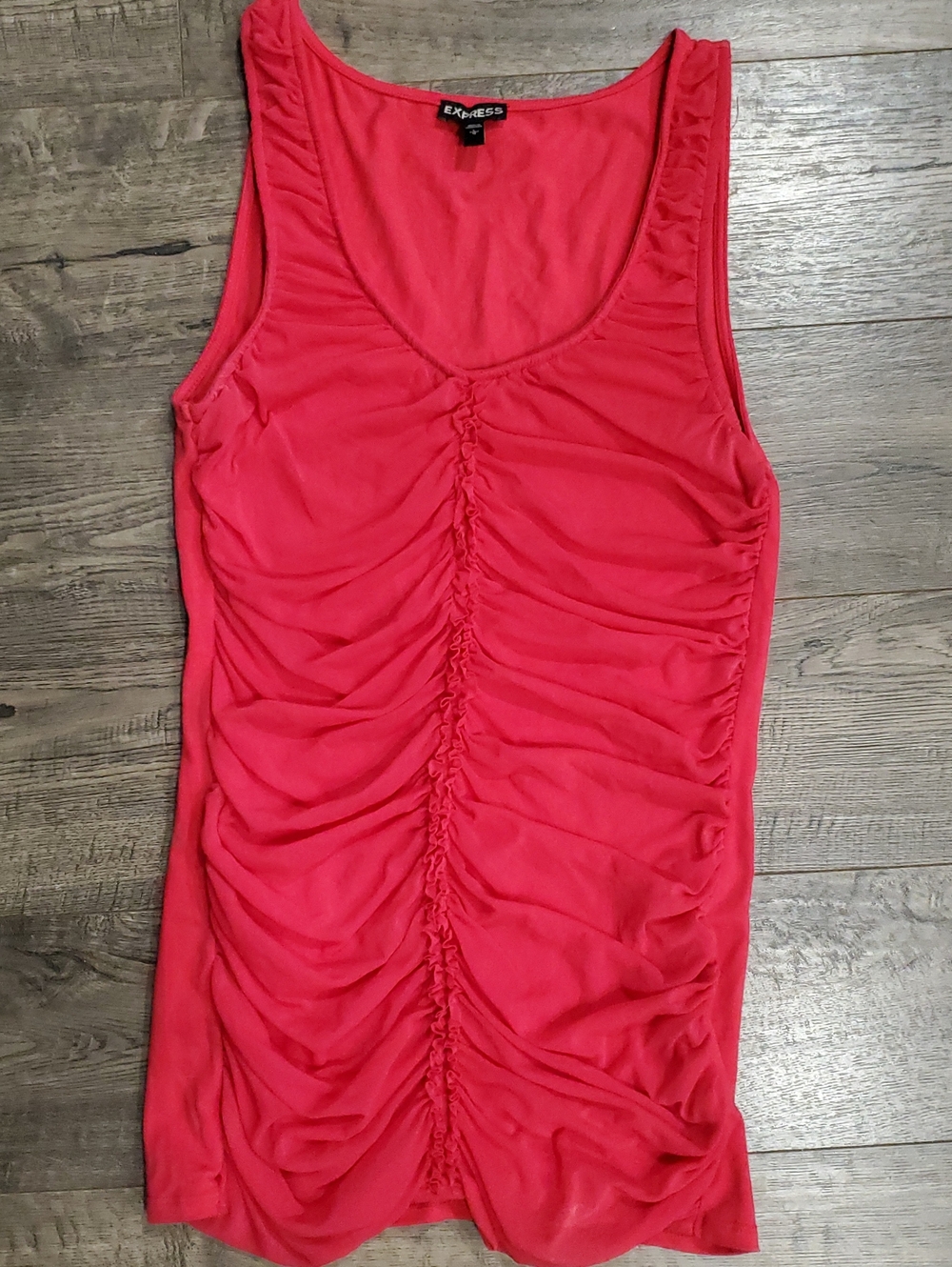 Express Sleeveless Ruched Tank Top in Hot Pink
